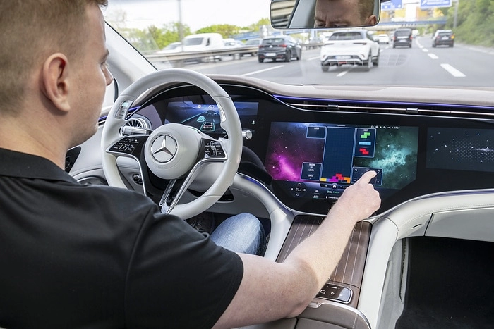 Démonstration du système de conduite autonome de niveau 3 développé par Mercedes