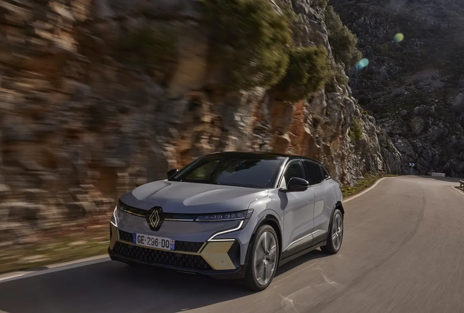 Extérieur avant de la Renault Megane E-Tech