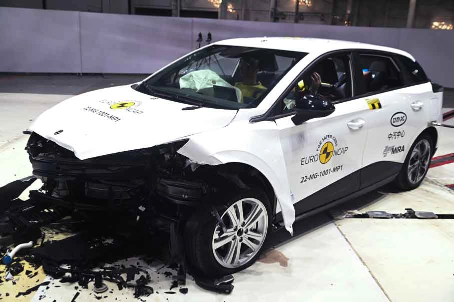La MG 4 passe au crash-test EURO NCAP