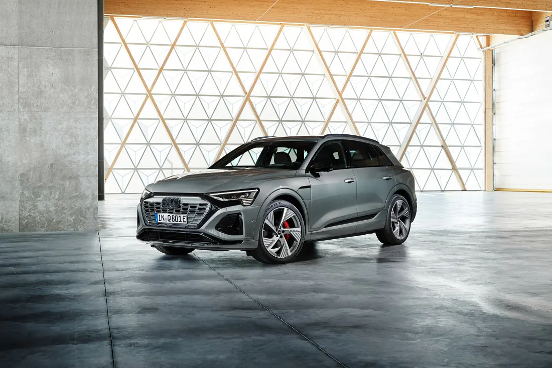 voiture-electrique-audi-q8-e-tron-ext-av-1